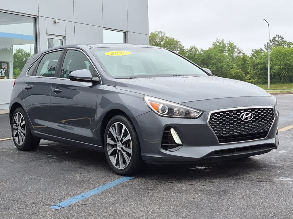Used 2019 Hyundai Elantra GT GT with VIN KMHH35LE3KU102866 for sale in Dover, DE