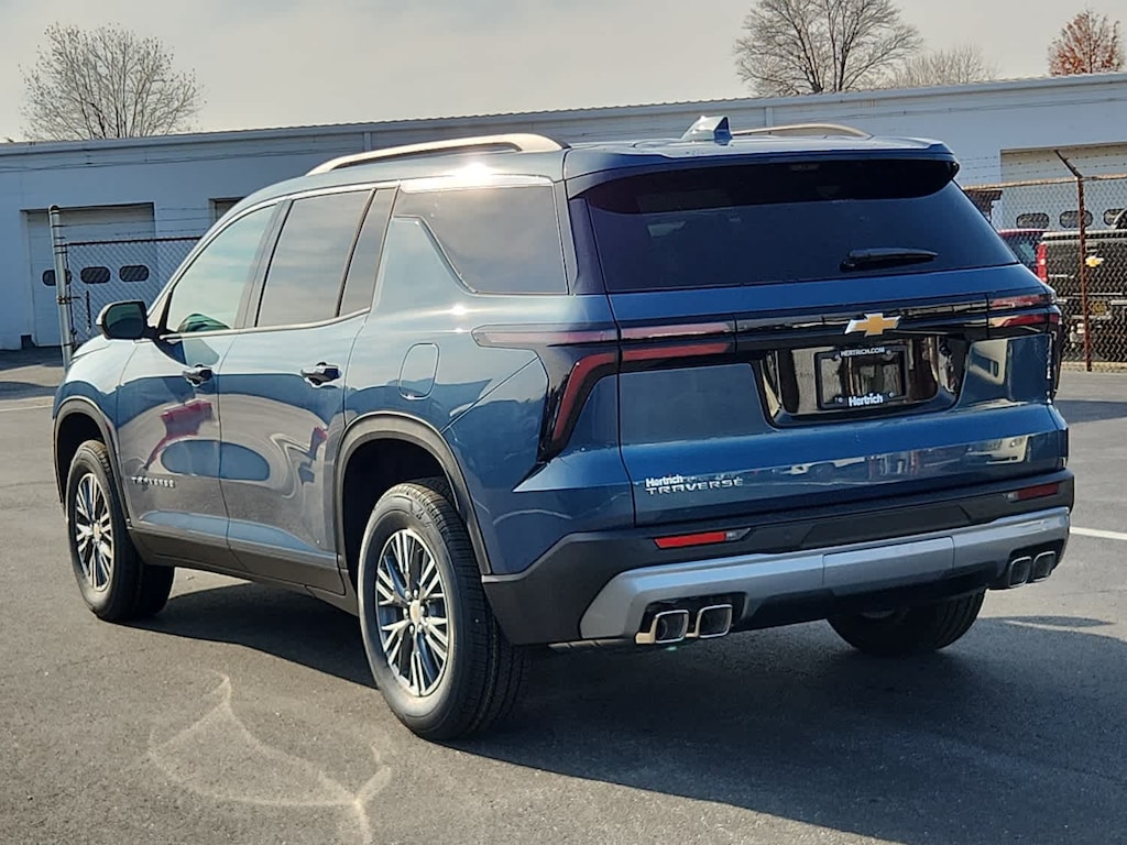 New 2026 Chevrolet Traverse LT SUV