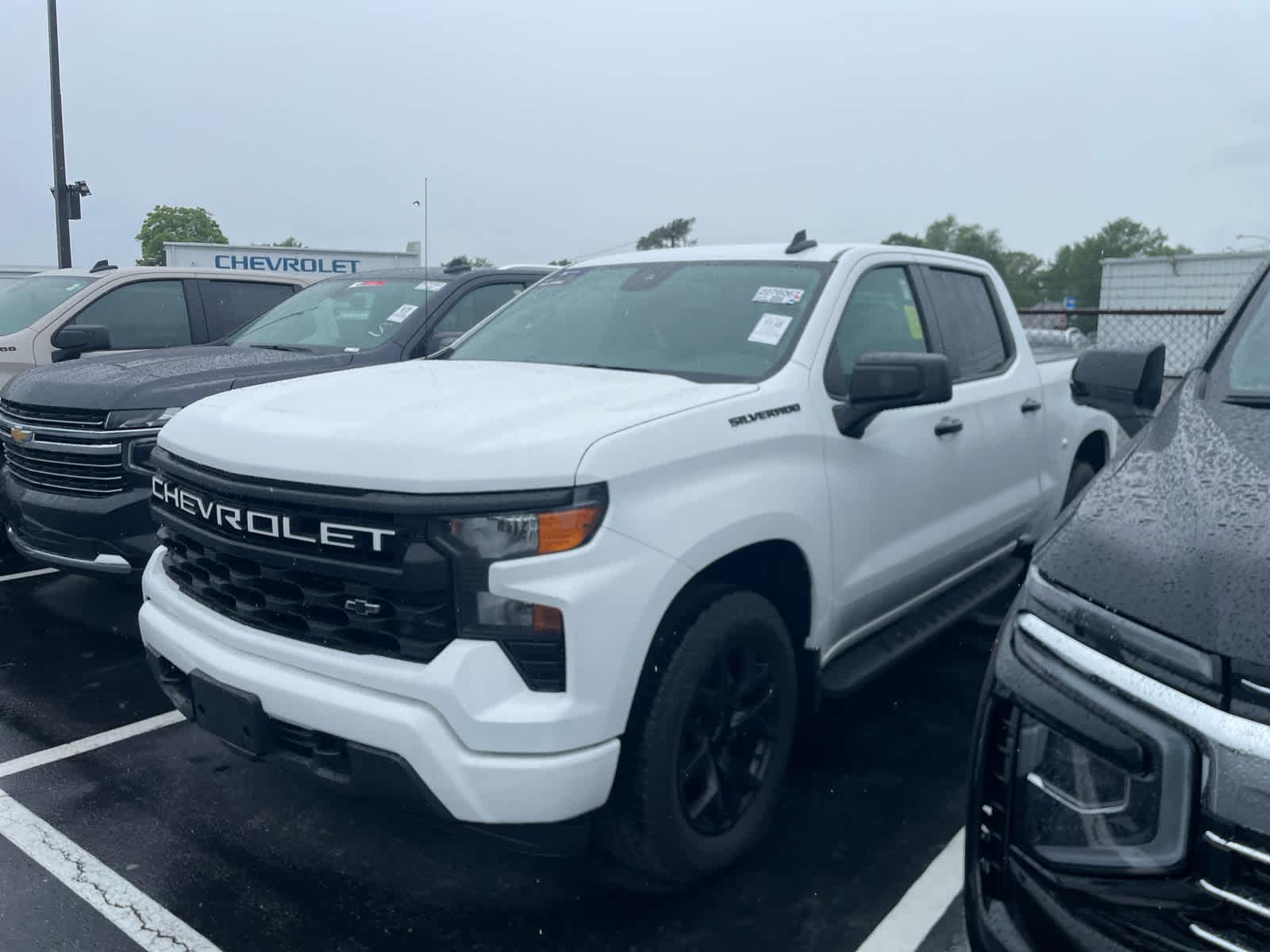 2023 Chevrolet Silverado 1500 Custom 4X4 Crew Cab Short Box's photo