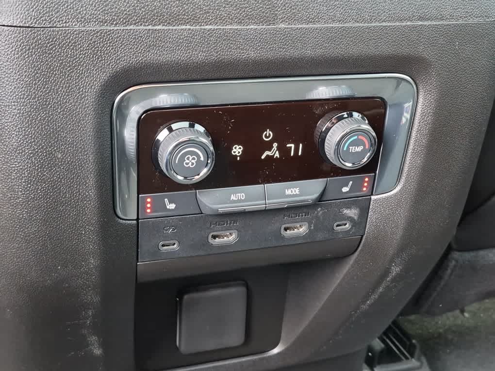 2026 Chevrolet Tahoe Premier - Photo 10