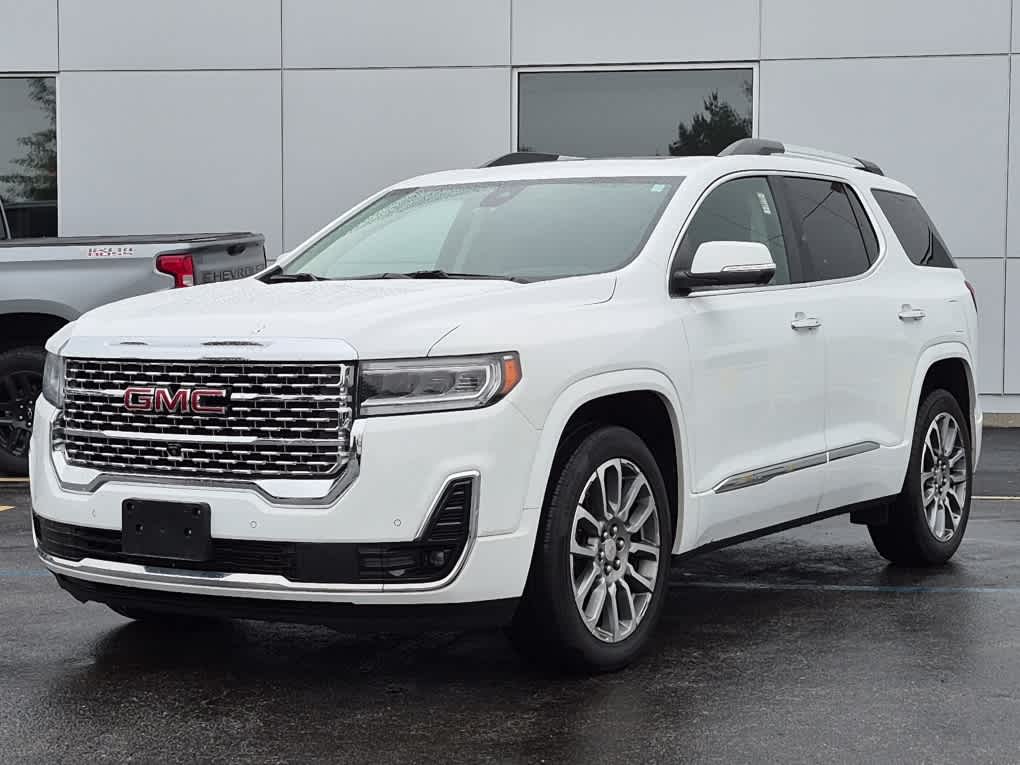 2023 GMC Acadia Denali AWD's photo