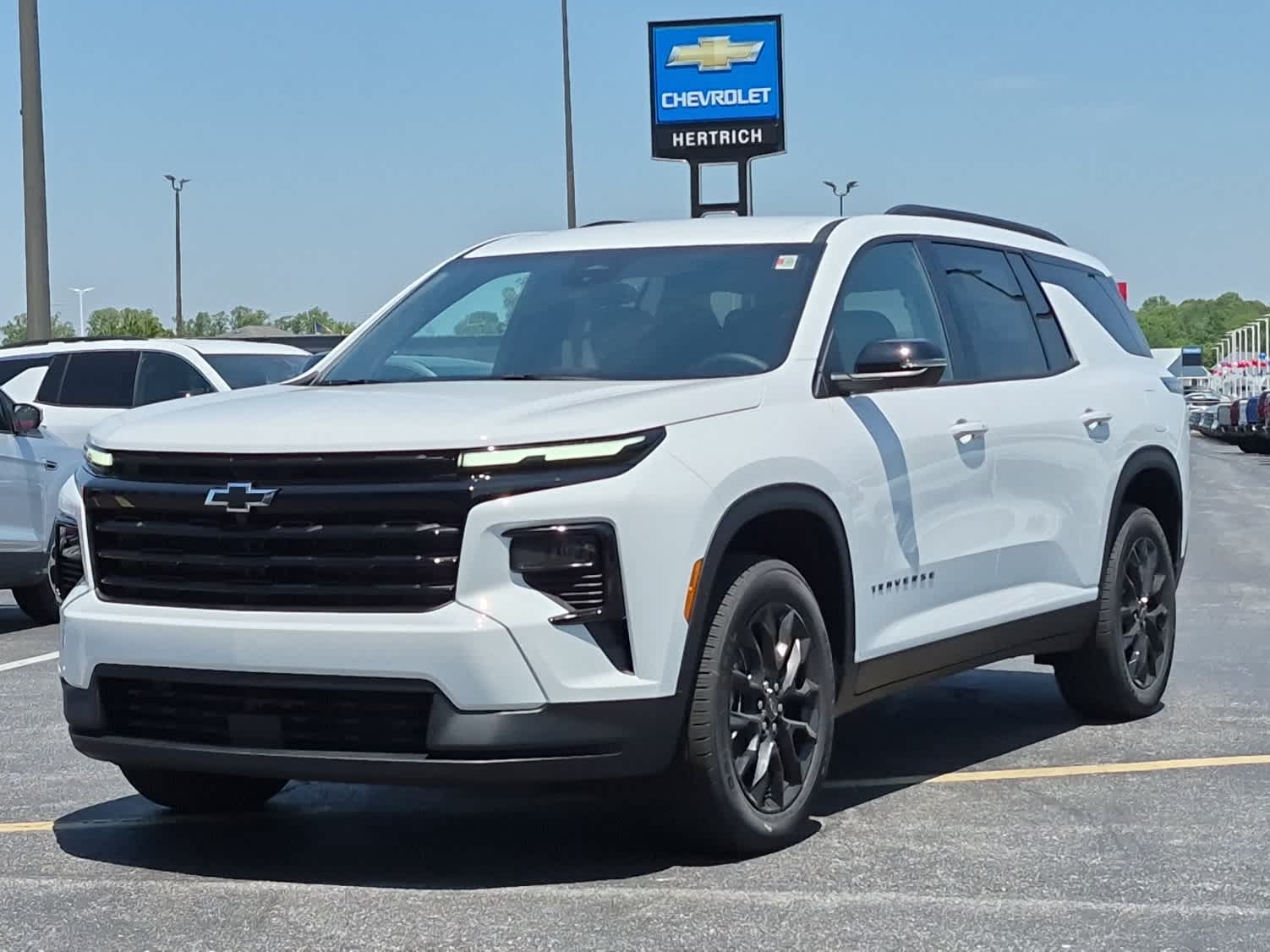 2026 Chevrolet Traverse FWD LT's photo