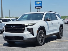 2026 Chevrolet Traverse LT SUV