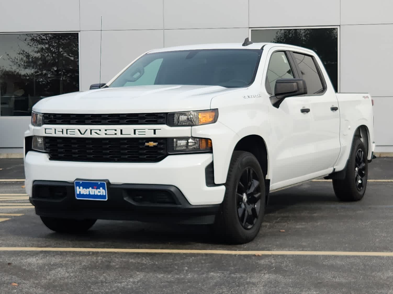 2021 Chevrolet Silverado 1500 LT Trail Boss photo 2