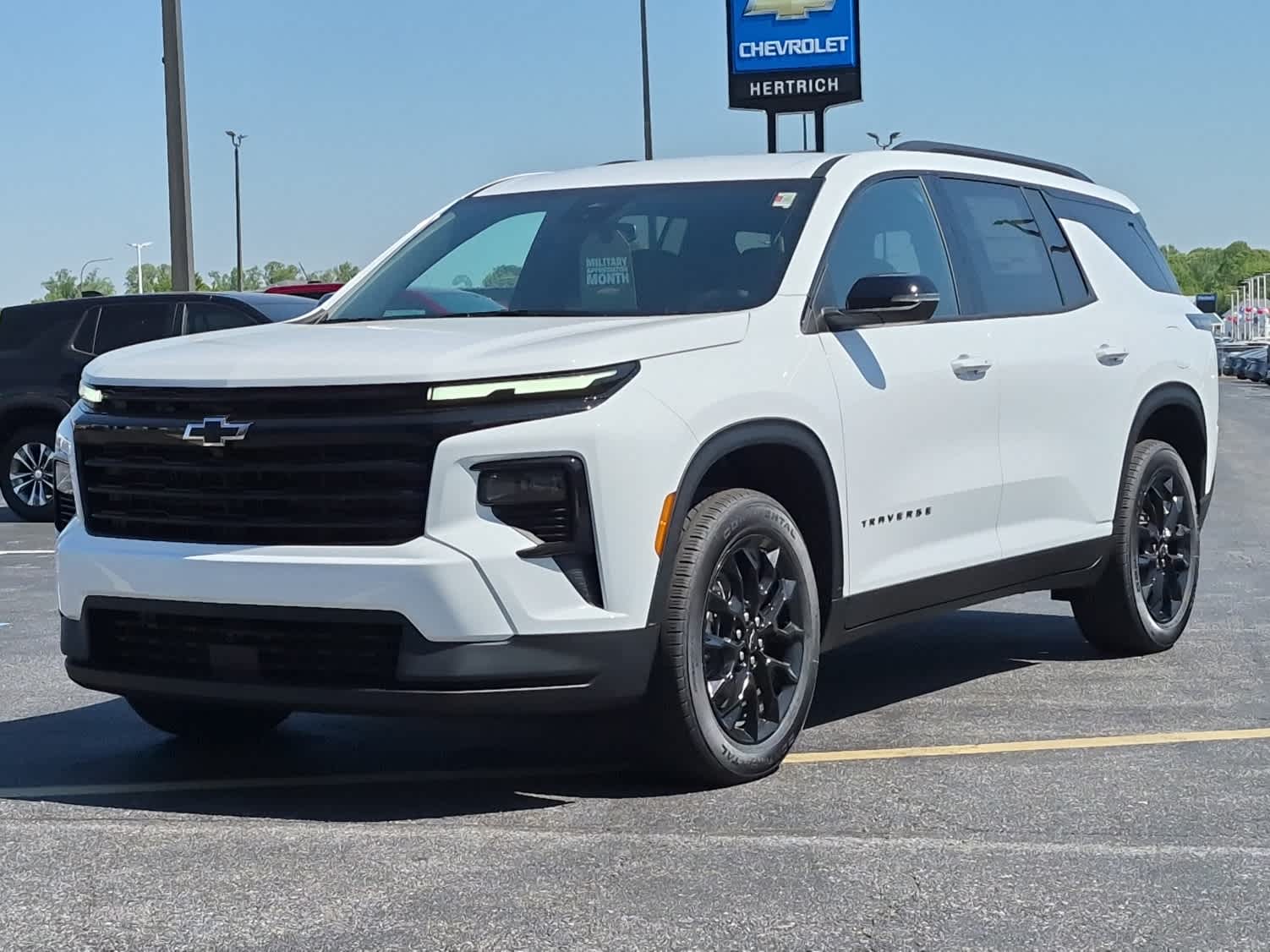 2026 Chevrolet Traverse FWD LT's photo