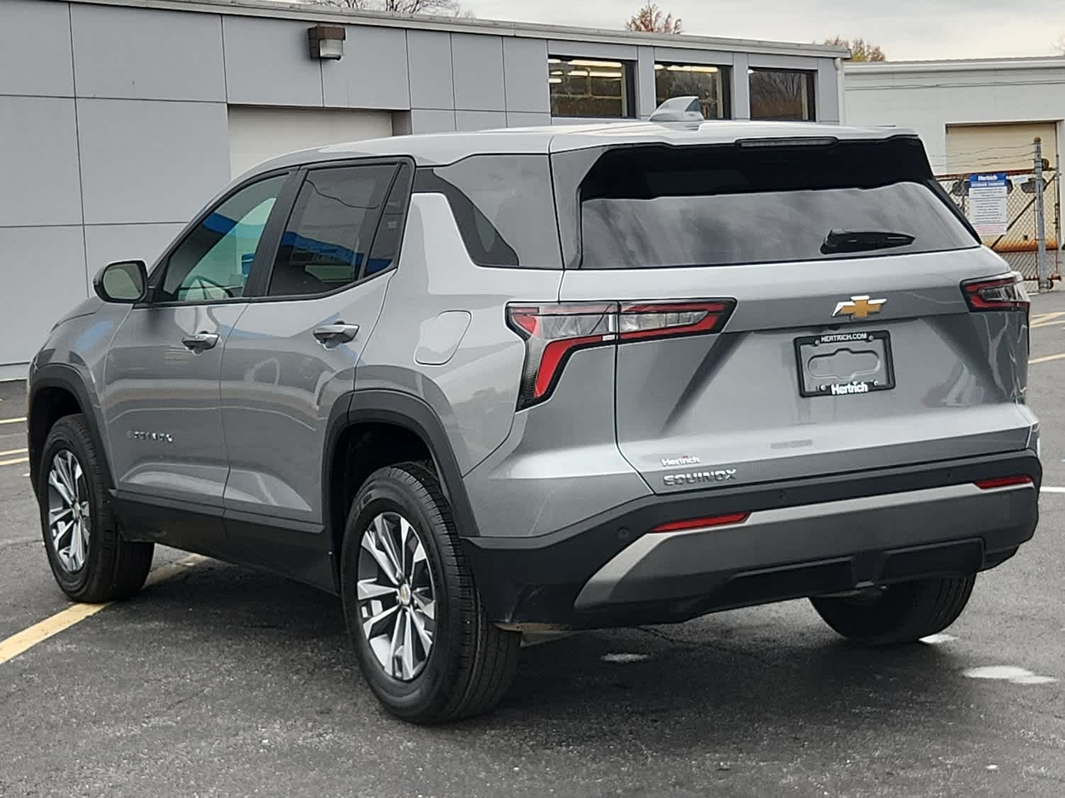 2026 Chevrolet Equinox LT photo 4