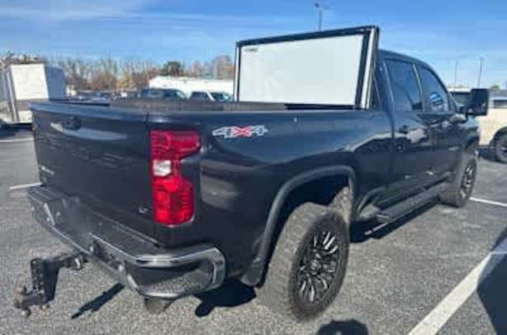 Used 2024 Chevrolet Silverado 2500 HD LT Truck
