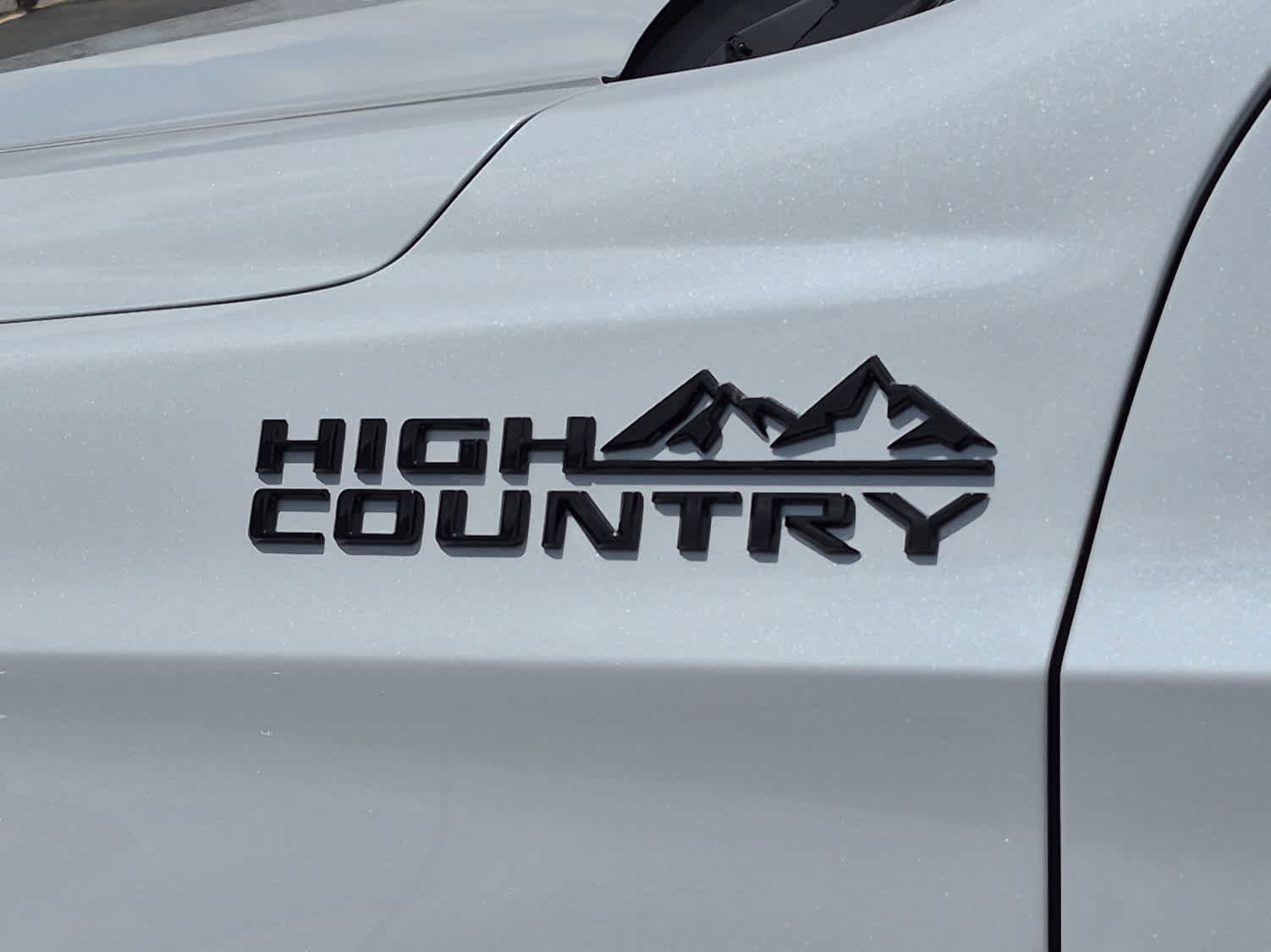 2026 Chevrolet Suburban High Country - Photo 21