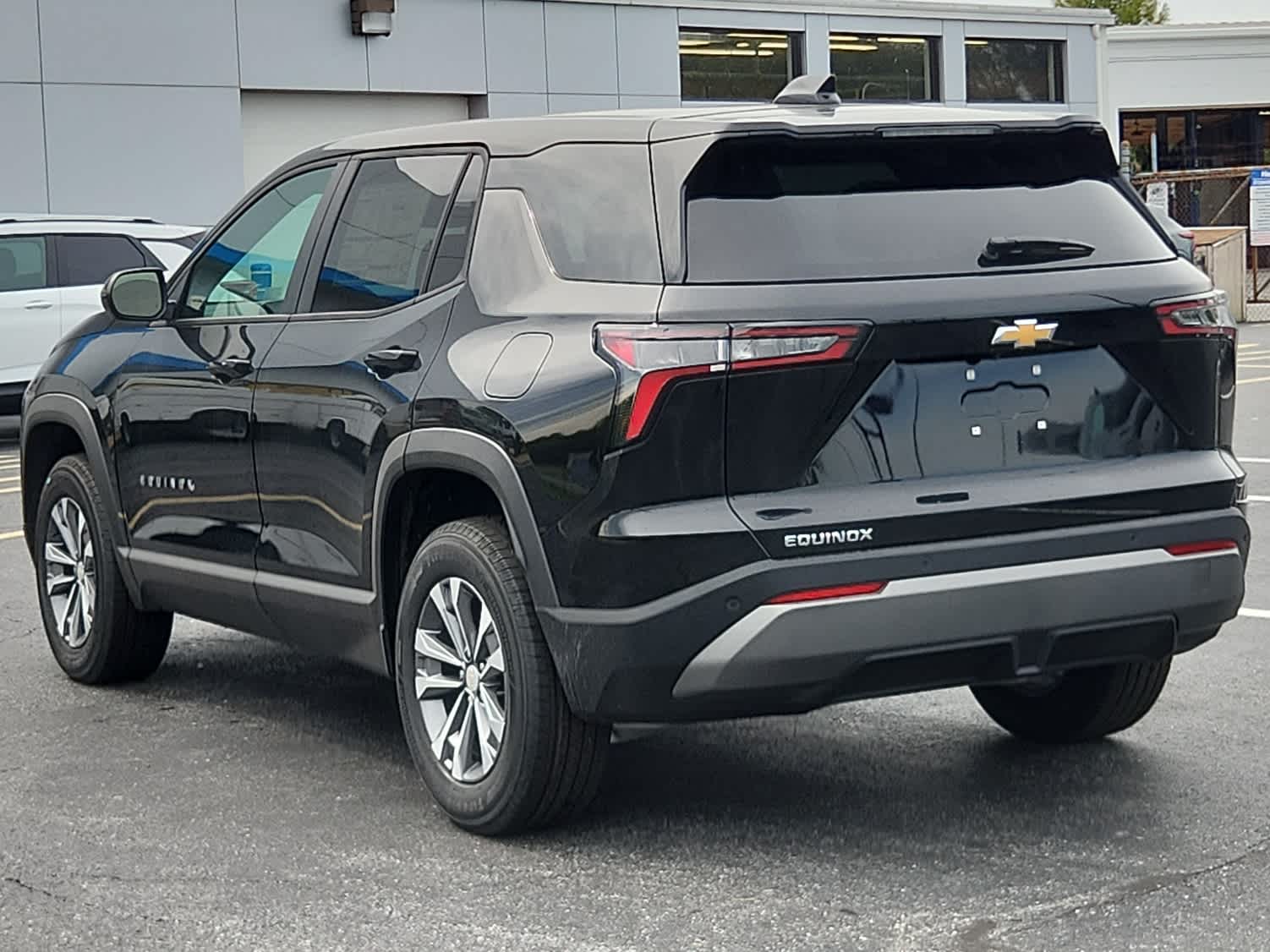 2026 Chevrolet Equinox LT photo 4