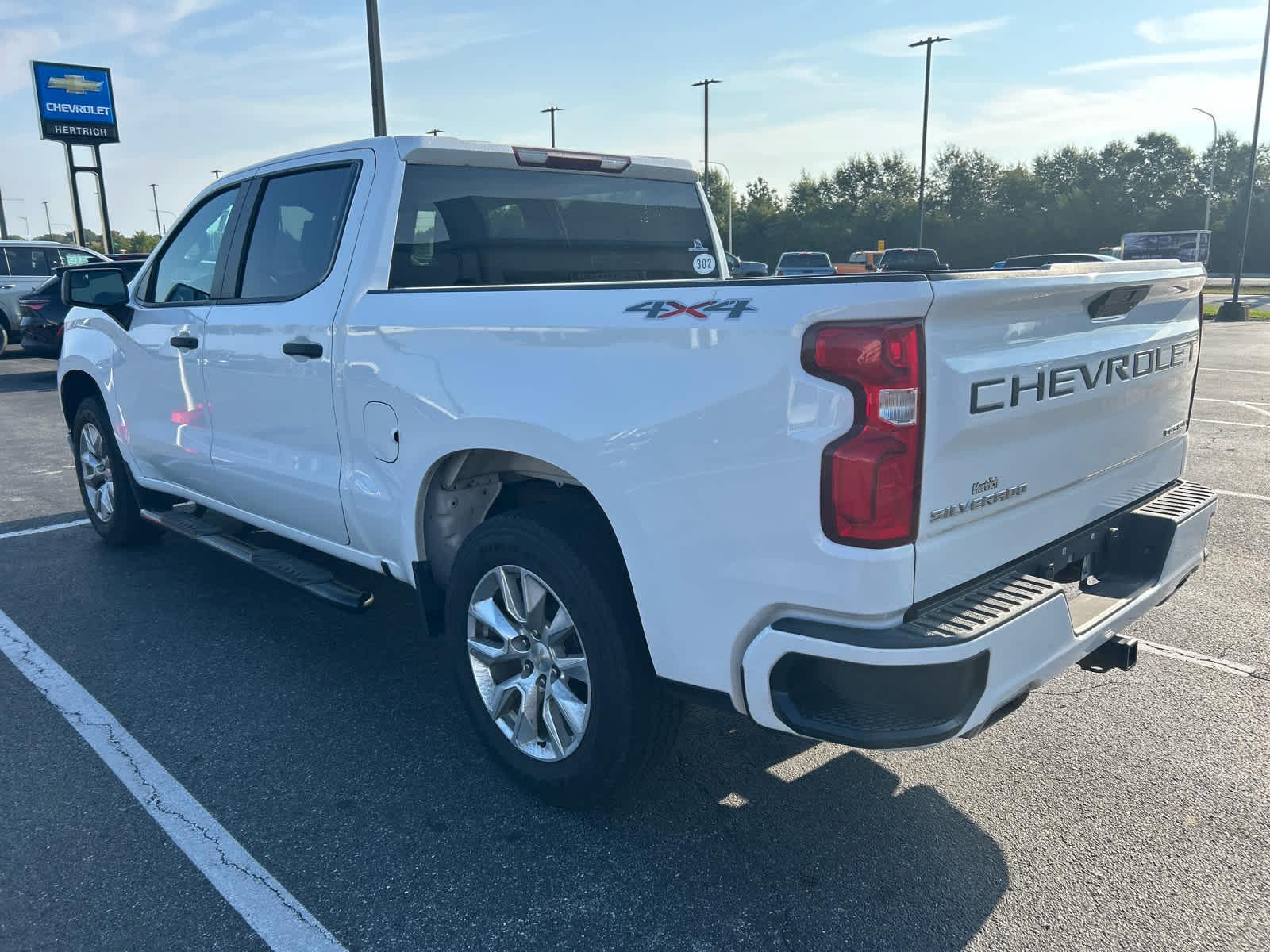 2020 Chevrolet Silverado 1500 Custom photo 4