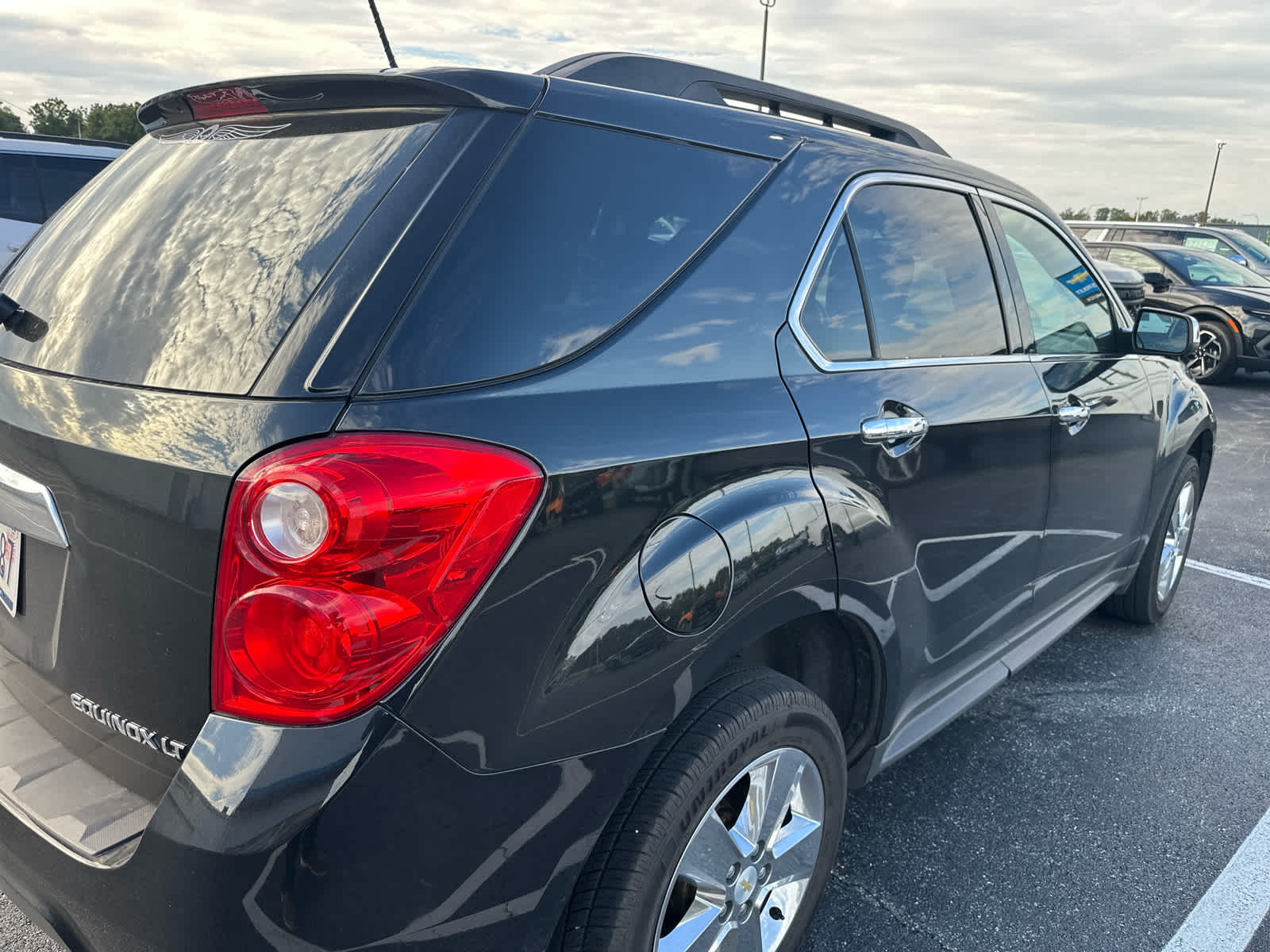 2015 Chevrolet Equinox LT photo 2