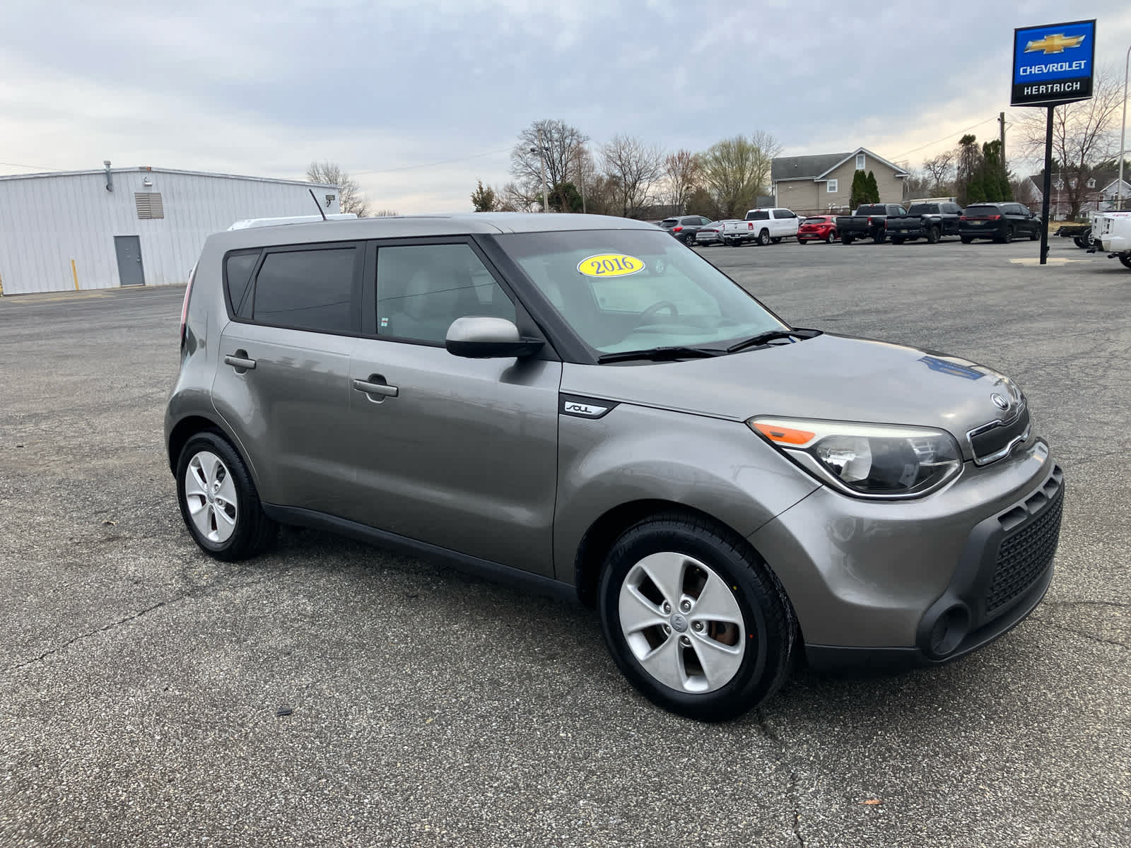 Used 2016 Kia Soul Base with VIN KNDJN2A20G7243214 for sale in Dover, DE