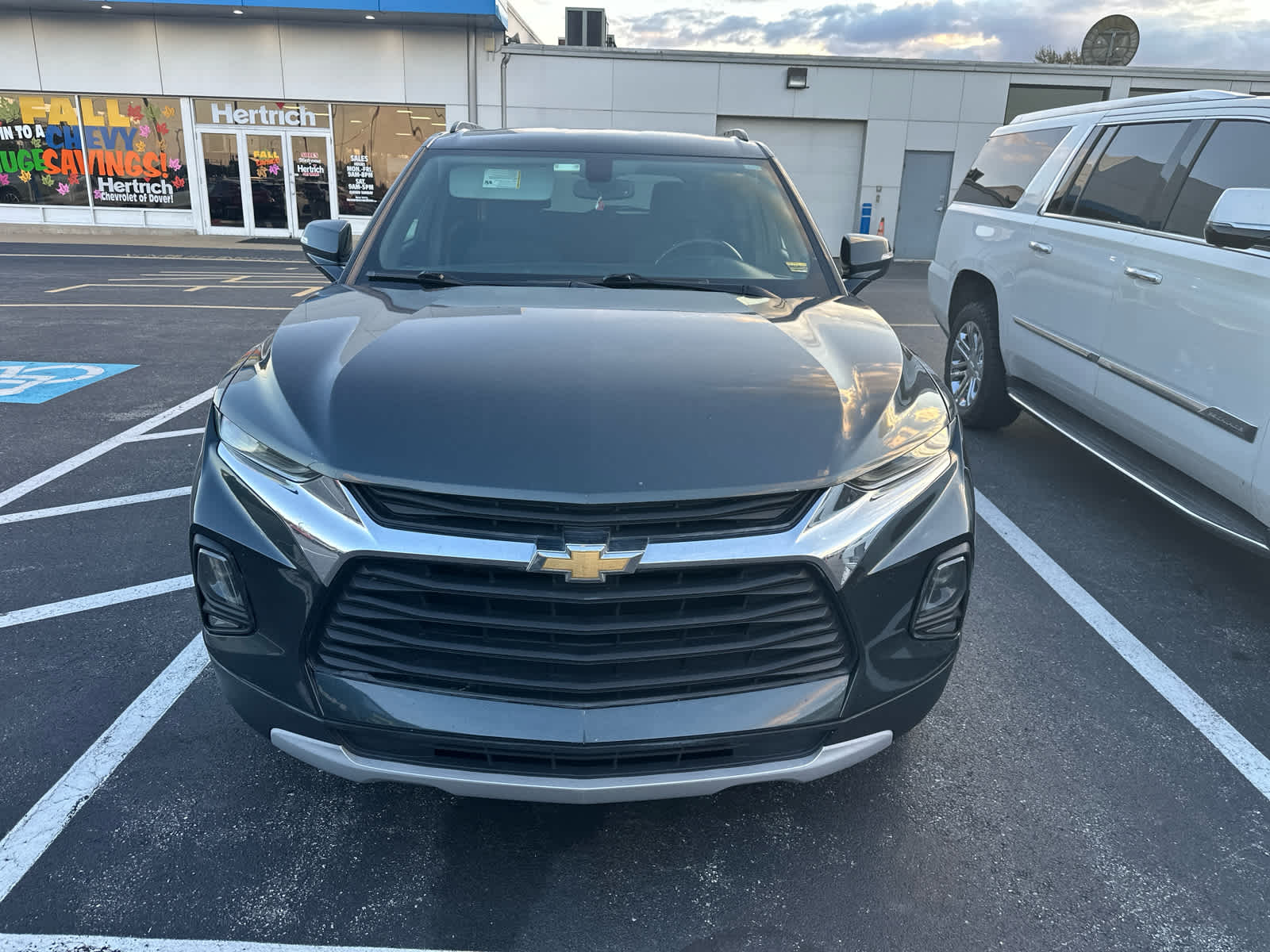 2019 Chevrolet Blazer 2LT photo 3