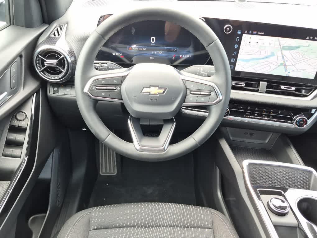 2027 Chevrolet Equinox LT - Photo 8