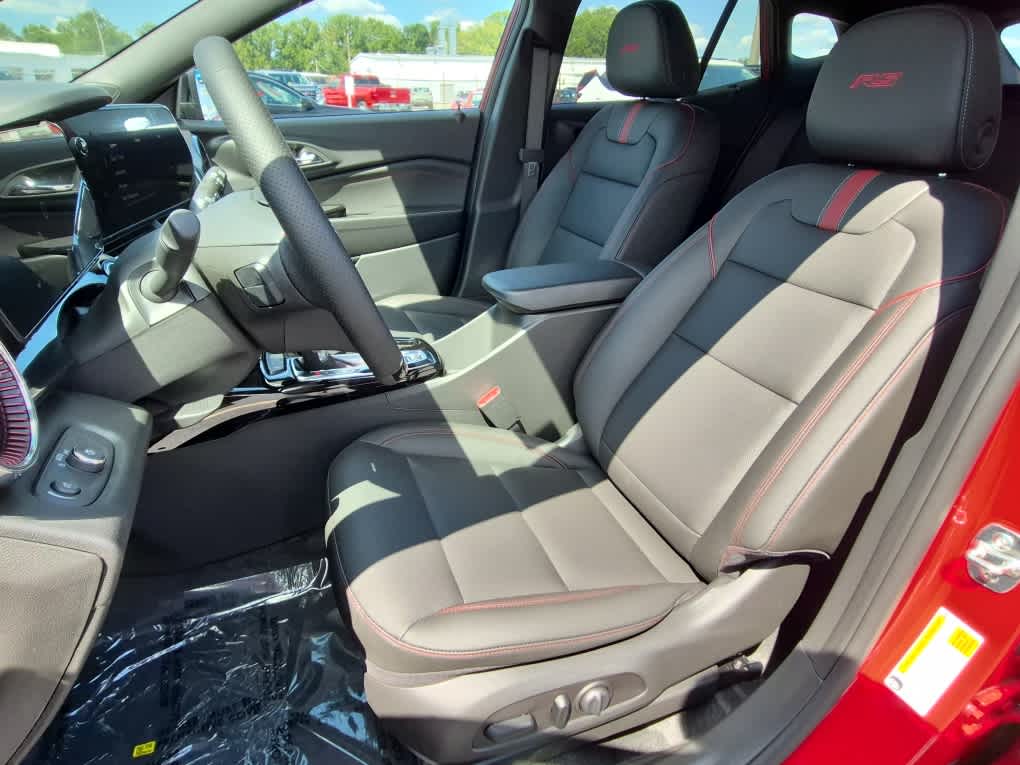 2026 Chevrolet Trax RS - Photo 10