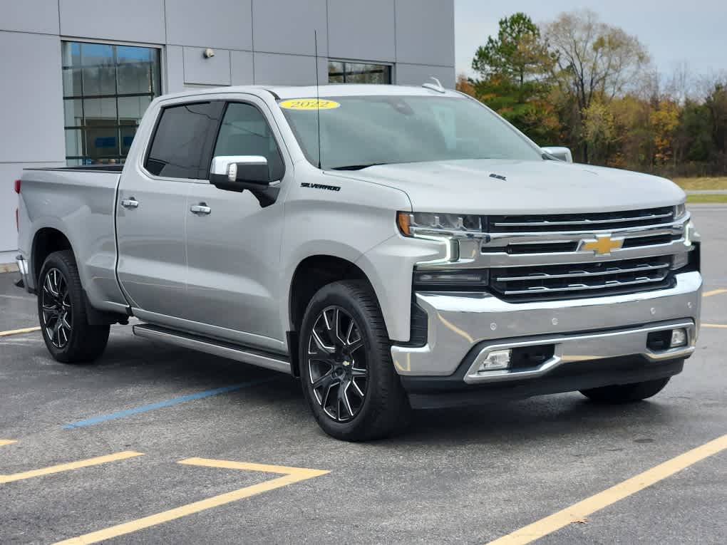 2022 Chevrolet Silverado 1500 LTZ photo 2