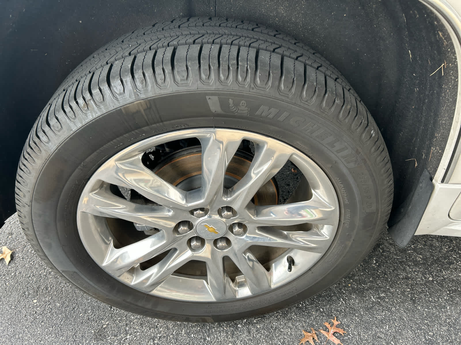 2019 Chevrolet Traverse High Country photo 3