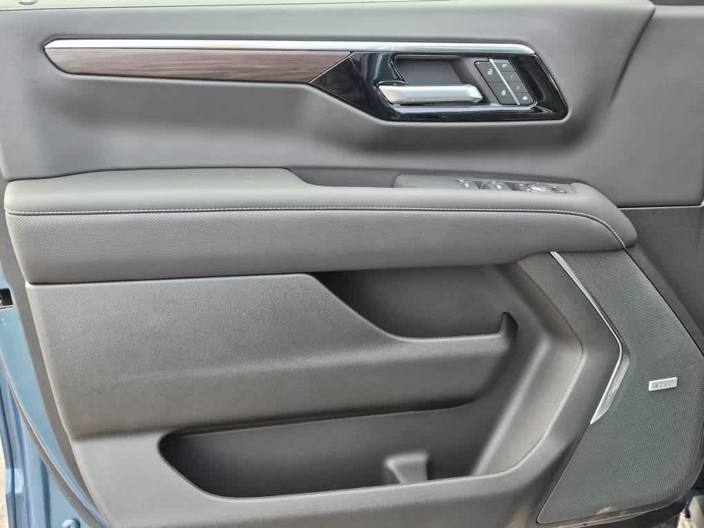 2026 Chevrolet Tahoe Premier - Photo 12