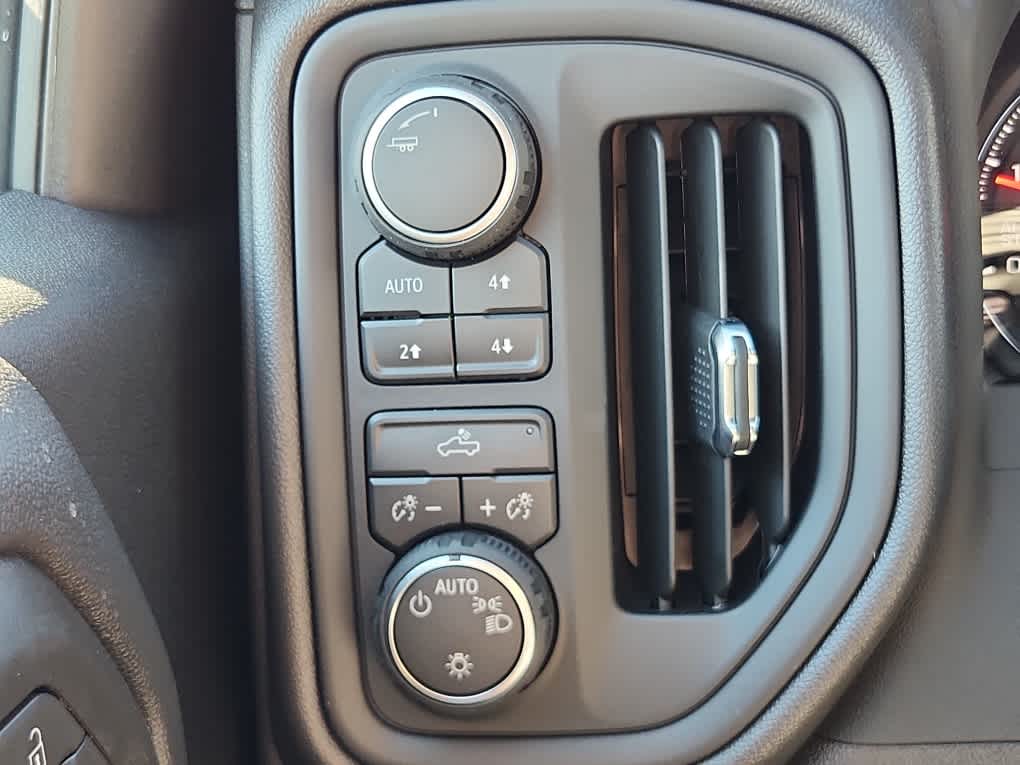 2026 Chevrolet Silverado 1500 Custom Trail Boss - Photo 15