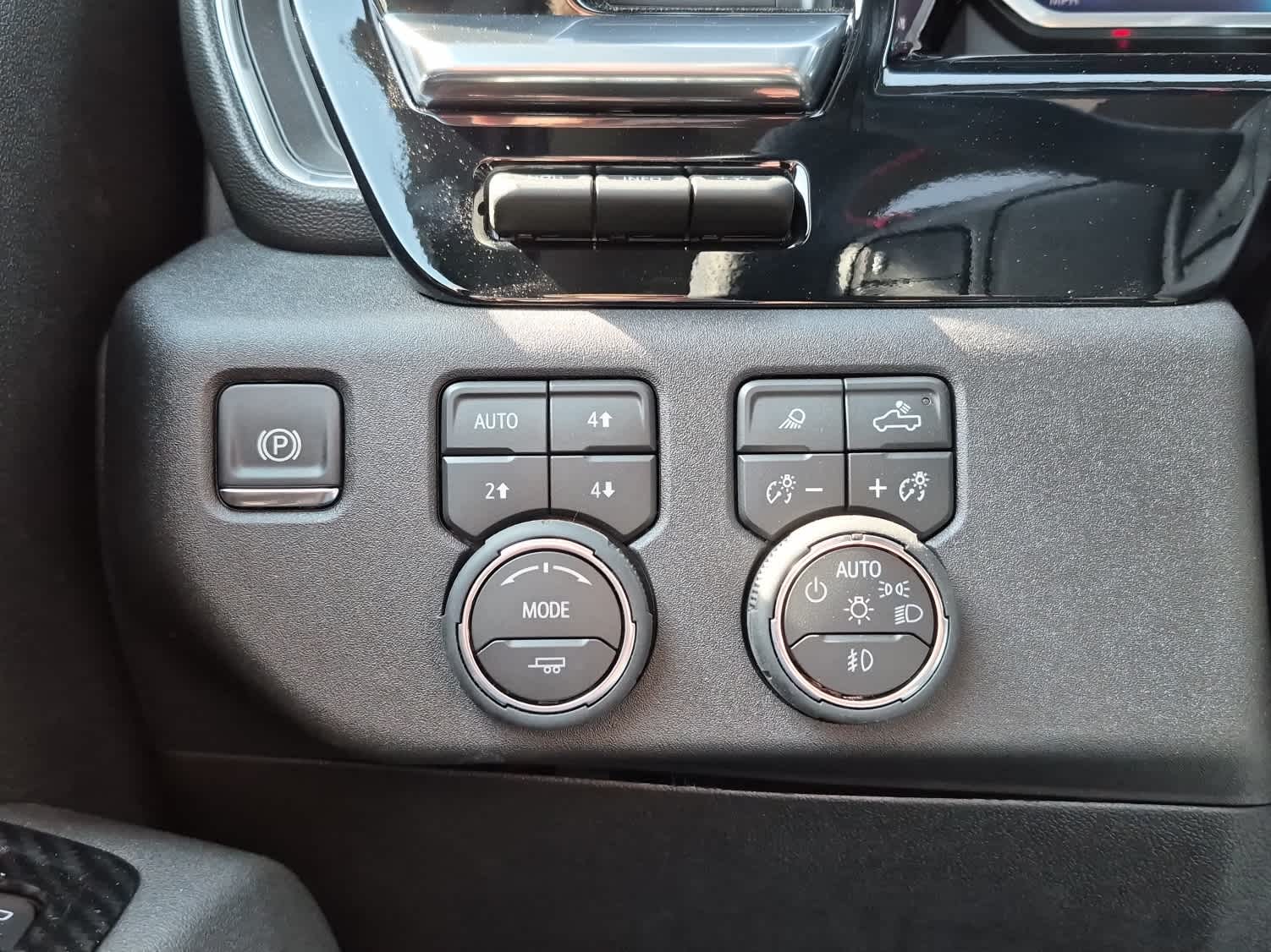 2026 Chevrolet Silverado 2500 HD LTZ - Photo 18