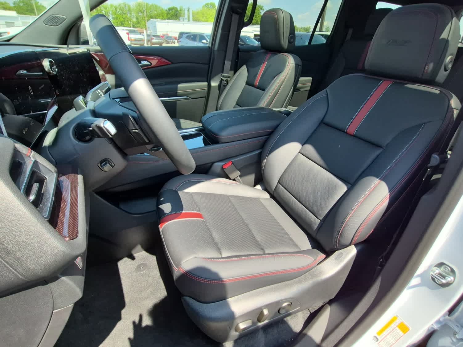 2026 Chevrolet Traverse RS - Photo 12