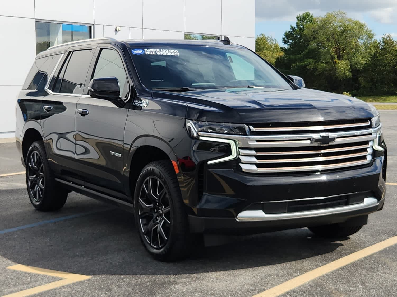 2023 Chevrolet Tahoe High Country photo 2