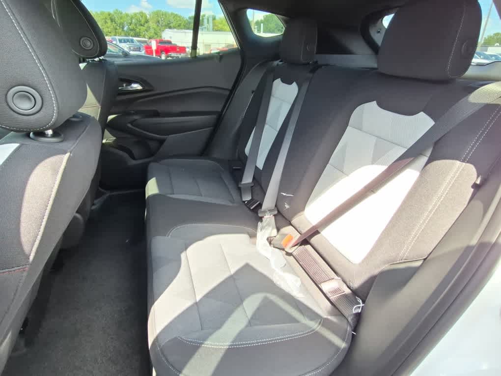 2026 Chevrolet Trax RS - Photo 7