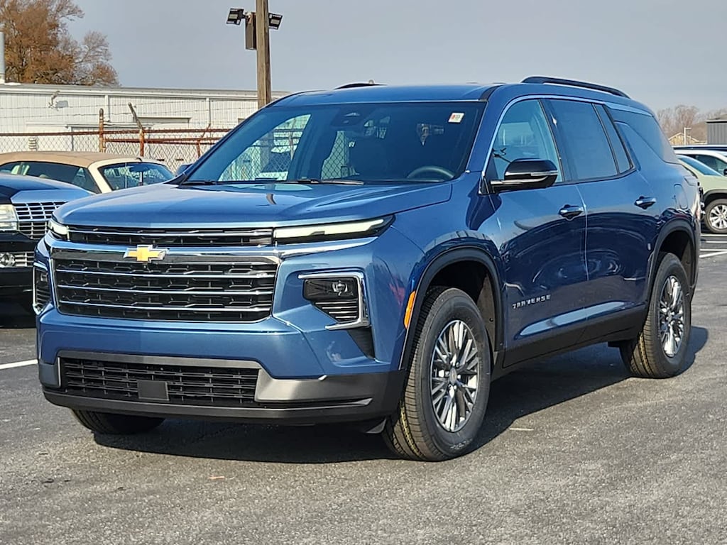 New 2026 Chevrolet Traverse LT SUV