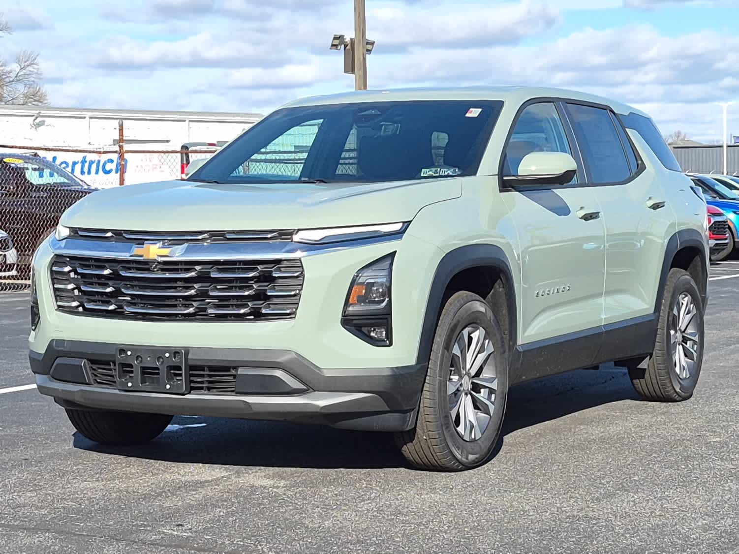 2026 Chevrolet Equinox LT's photo