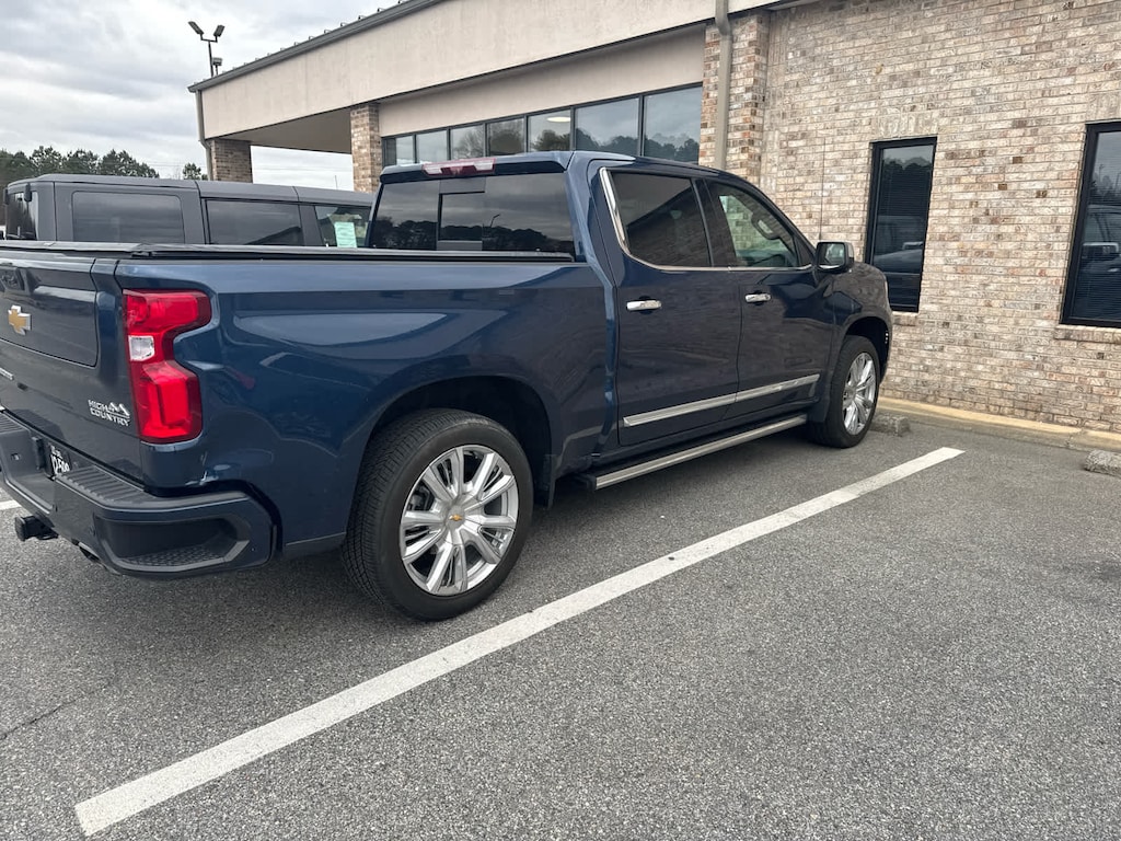 Used 2023 Chevrolet Silverado 1500 High Country Truck