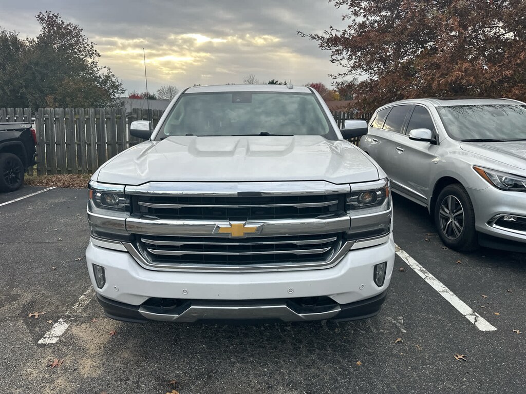 Used 2018 Chevrolet Silverado 1500 High Country Truck
