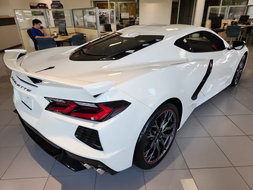 2026 Chevrolet Corvette Stingray 3LT photo 3