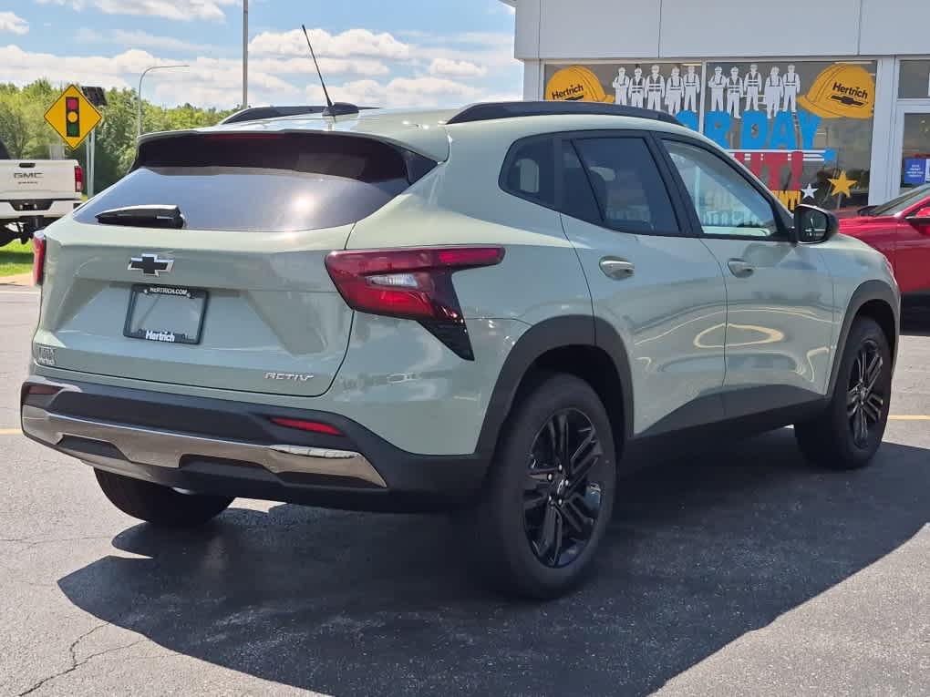 2026 Chevrolet Trax Activ - Photo 3