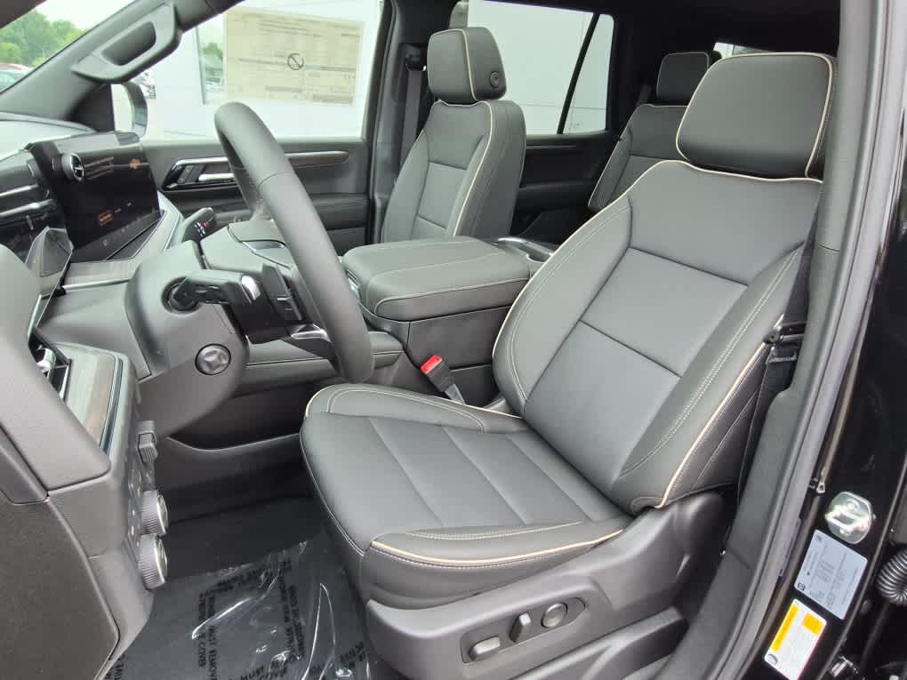 2026 Chevrolet Tahoe Premier - Photo 12