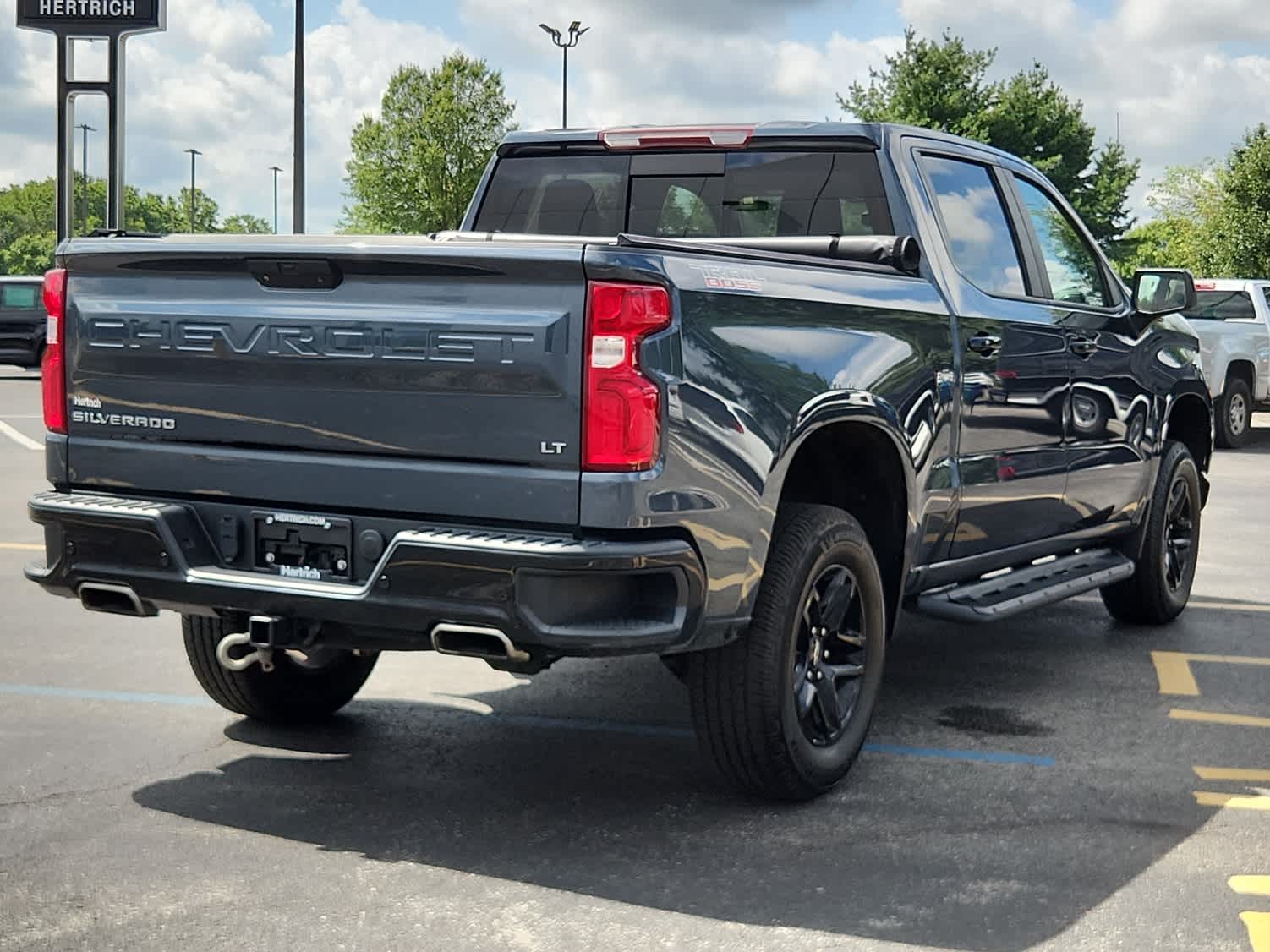 2019 Chevrolet Silverado 1500 LT Trail Boss photo 2