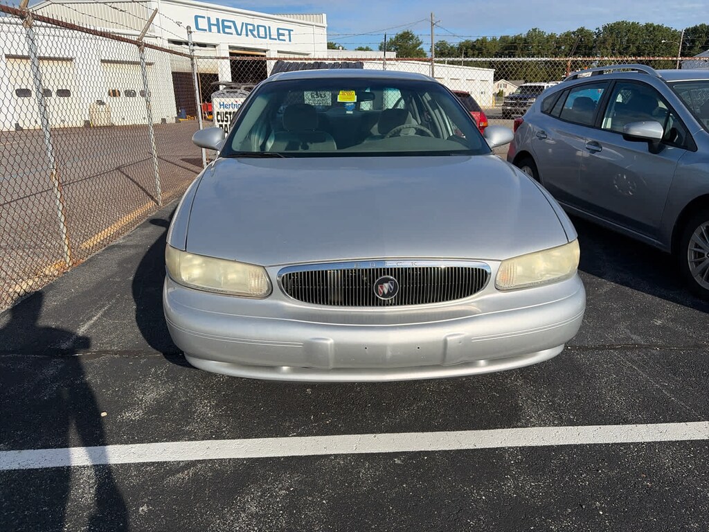 Used 2005 Buick Century Custom Car