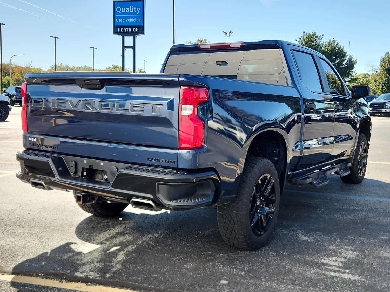 2021 Chevrolet Silverado 1500 Custom Trail Boss photo 3