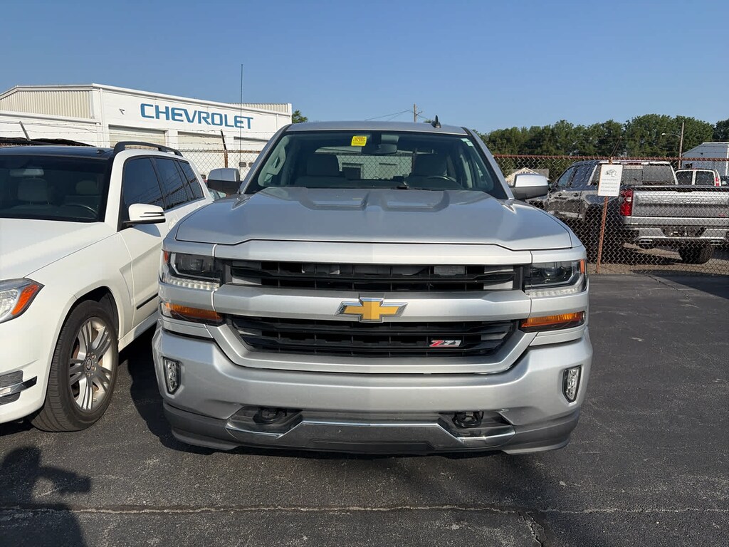 Used 2016 Chevrolet Silverado 1500 LT Truck