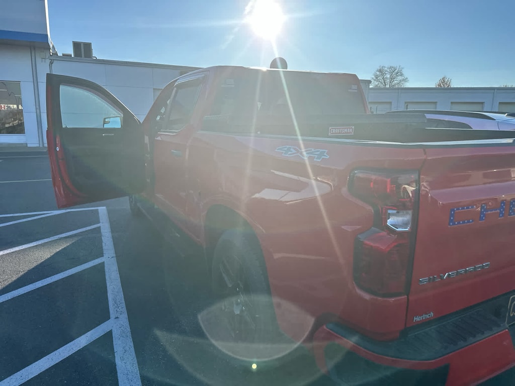 Used 2022 Chevrolet Silverado 1500 Custom Truck