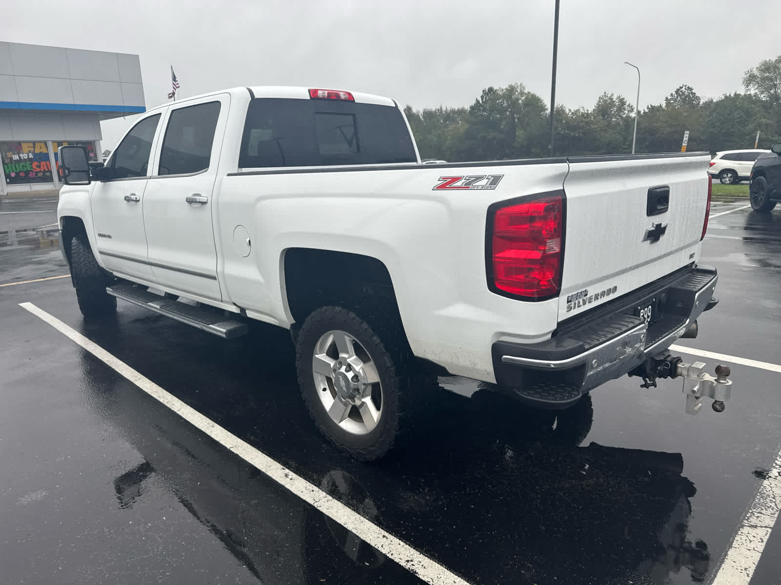 2016 Chevrolet Silverado 2500HD LTZ photo 3