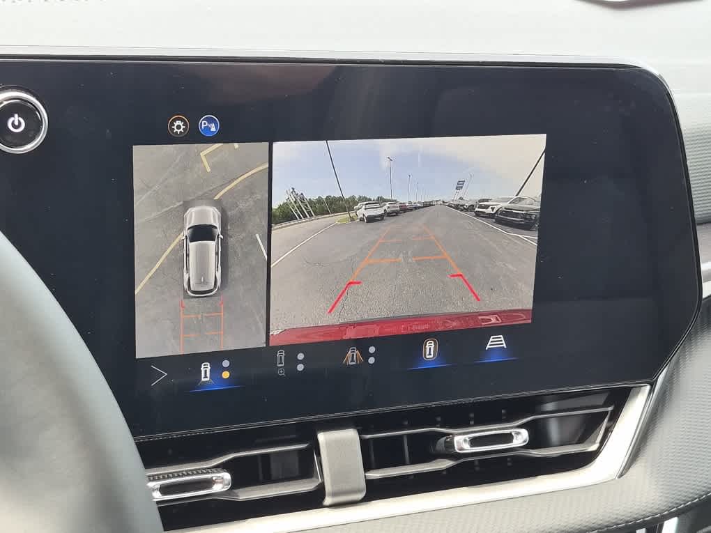 2026 Chevrolet Equinox LT - Photo 14