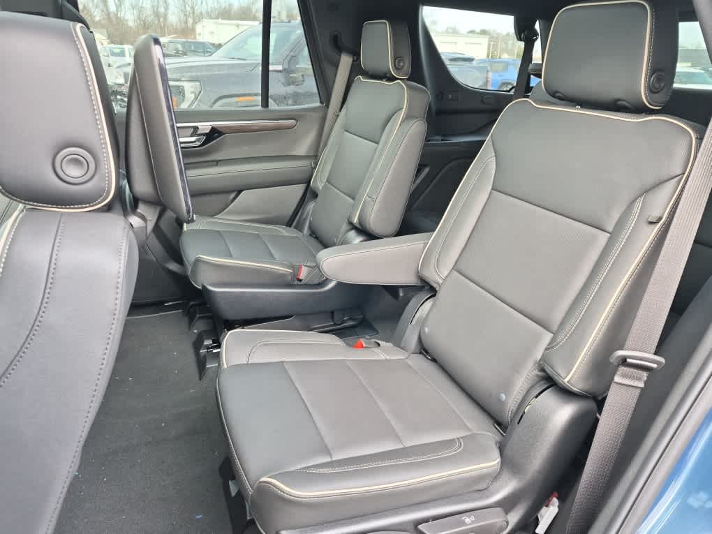 2026 Chevrolet Tahoe Premier - Photo 8