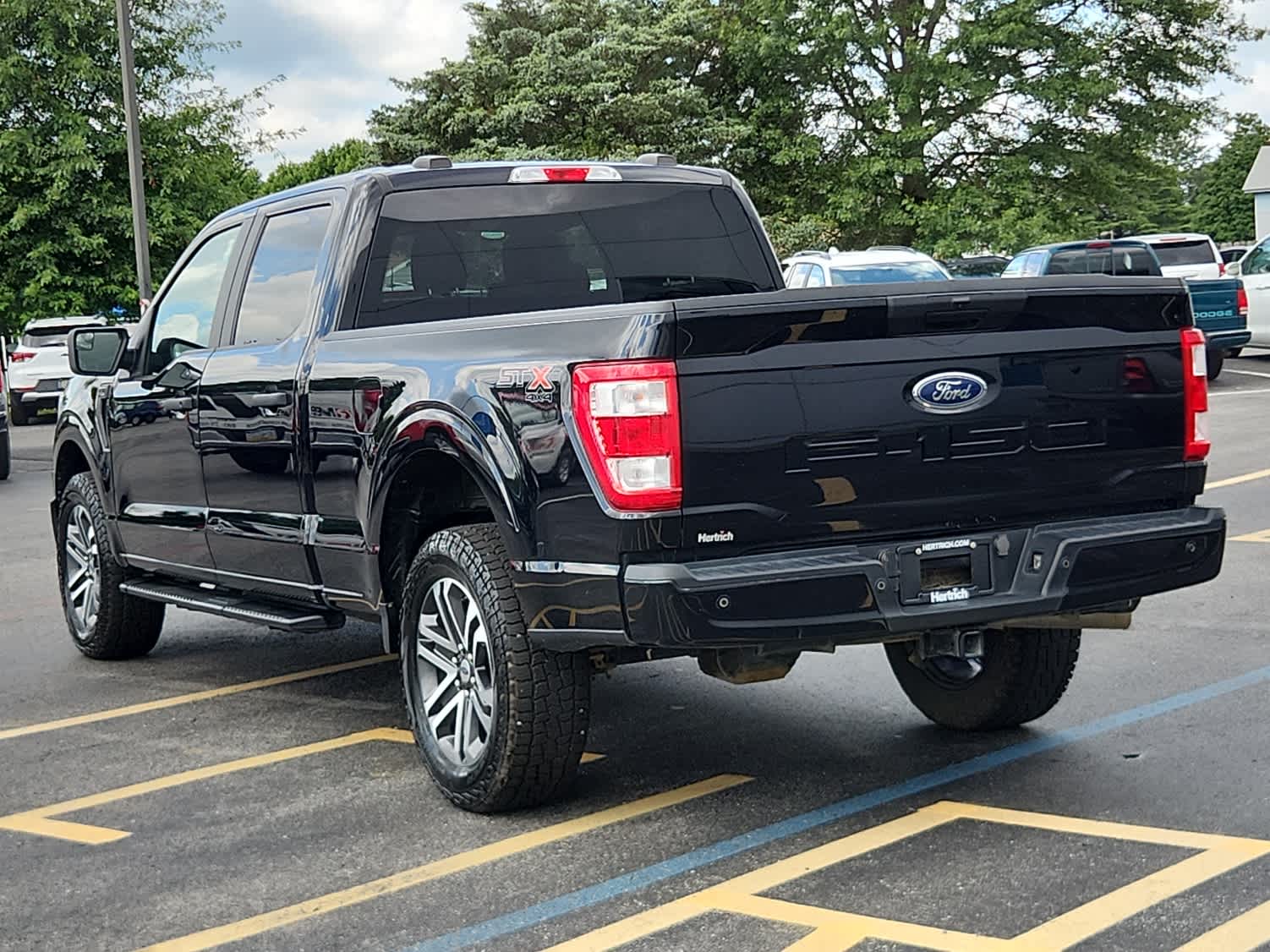 2023 Ford F-150 XL photo 4