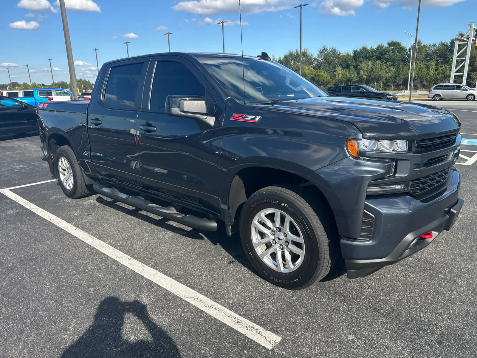 2021 Chevrolet Silverado 1500 RST photo 2