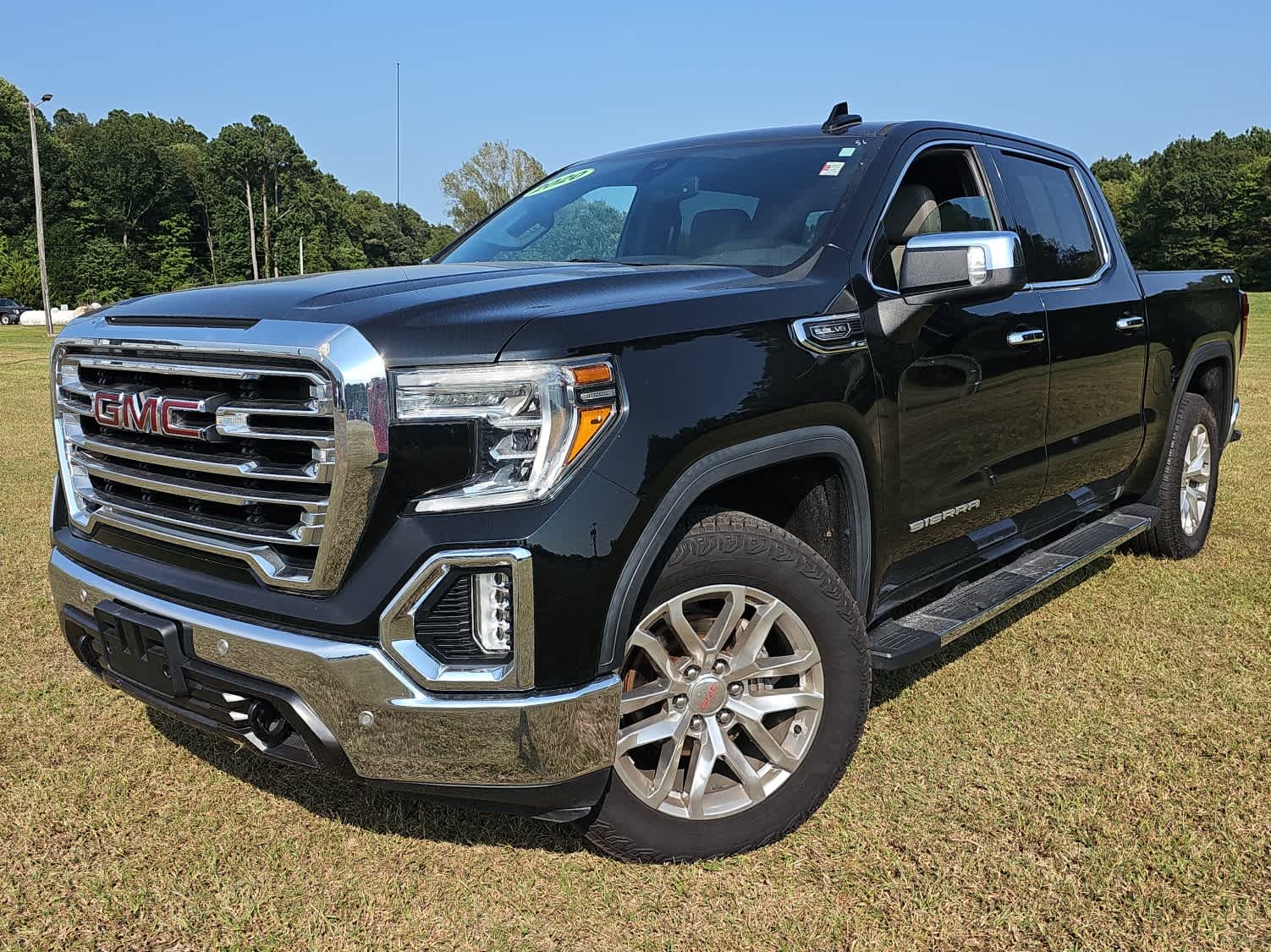 2020 GMC Sierra 1500 SLT's photo