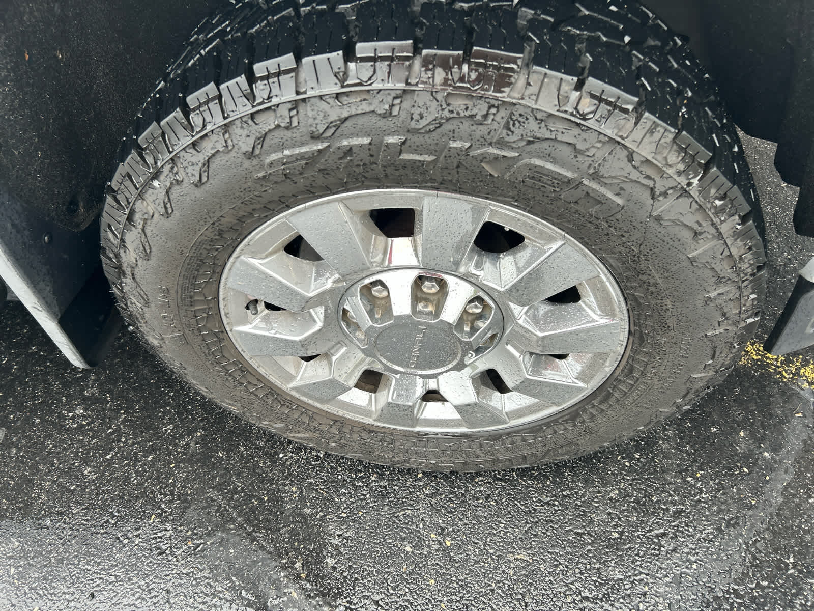 2018 Gmc Sierra 2500 HD Denali photo 3