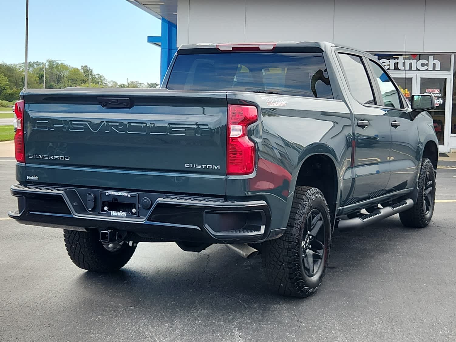 2026 Chevrolet Silverado 1500 Custom Trail Boss photo 3