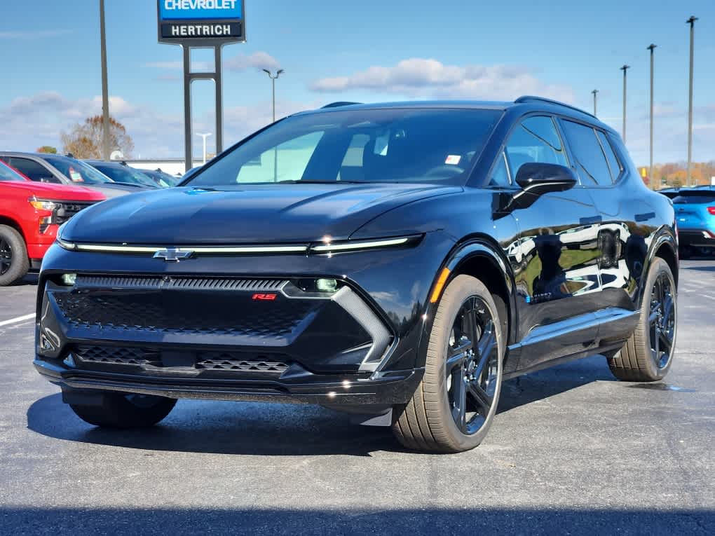 2026 Chevrolet Equinox EV RS's photo