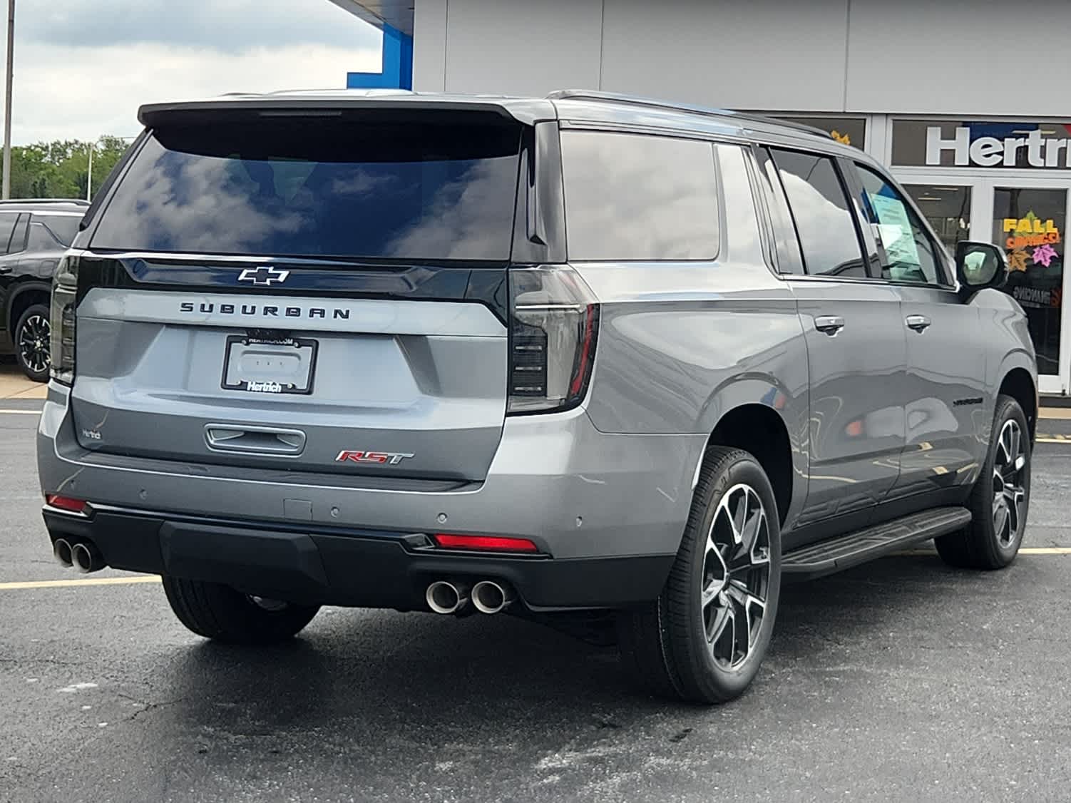 2026 Chevrolet Suburban RST photo 2