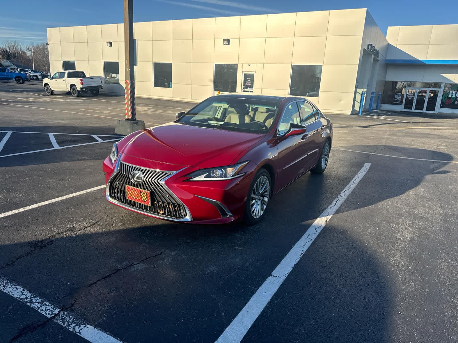 2020 Lexus ES 350 Luxury's photo